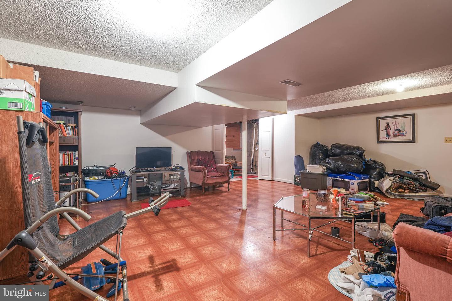 1377 Teaberry Ln E Property Photo 59