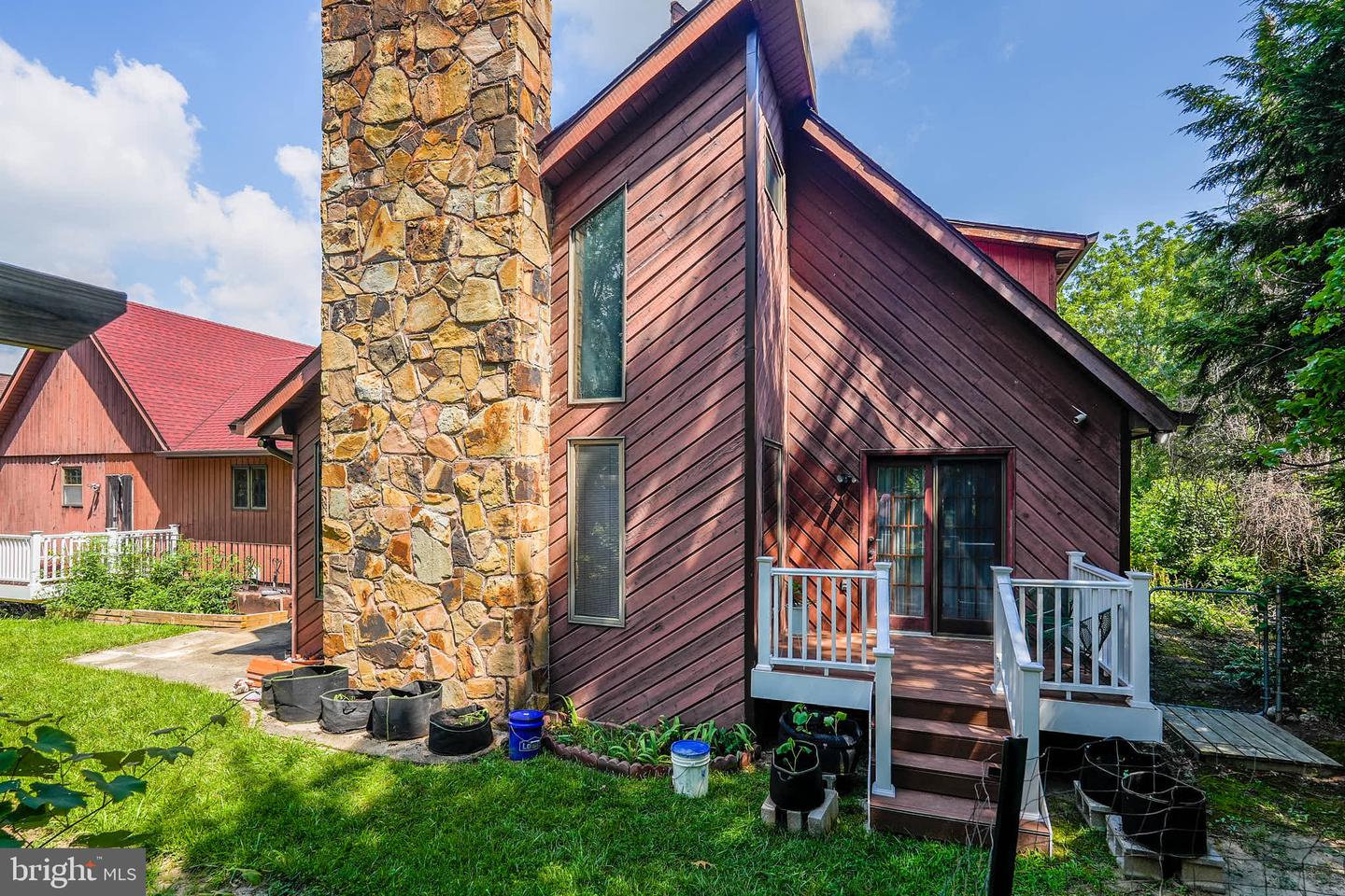 1377 Teaberry Ln E Property Photo 67