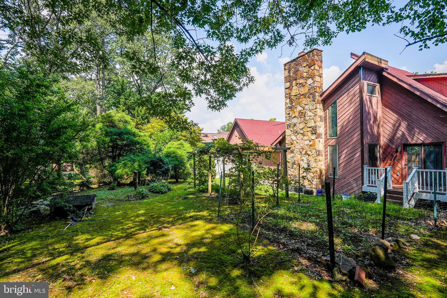 1377 Teaberry Ln E Property Photo 69