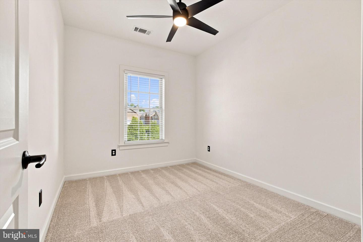 7513 Thicket Run Property Photo 44