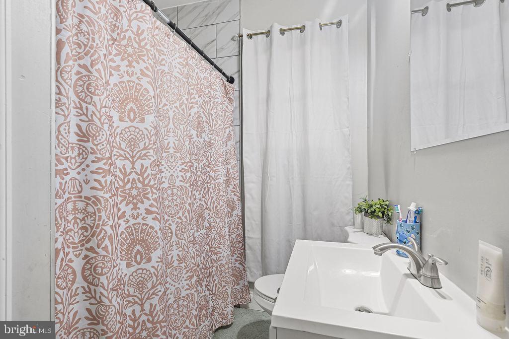 8489 Arbutus Rd Property Photo 20