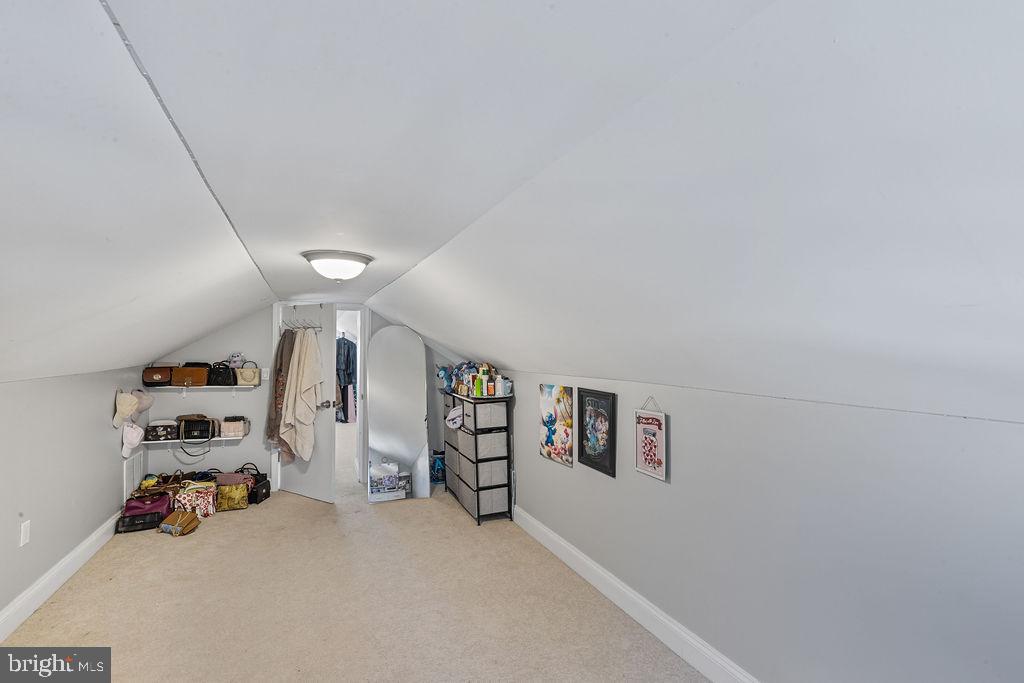 8489 Arbutus Rd Property Photo 34
