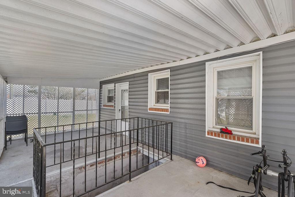 8489 Arbutus Rd Property Photo 36