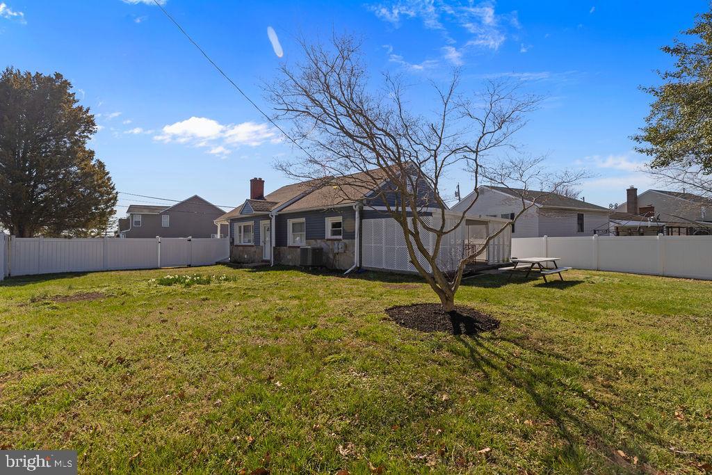 8489 Arbutus Rd Property Photo 40