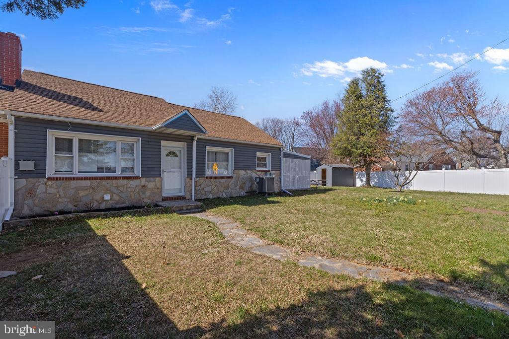 8489 Arbutus Rd Property Photo 41