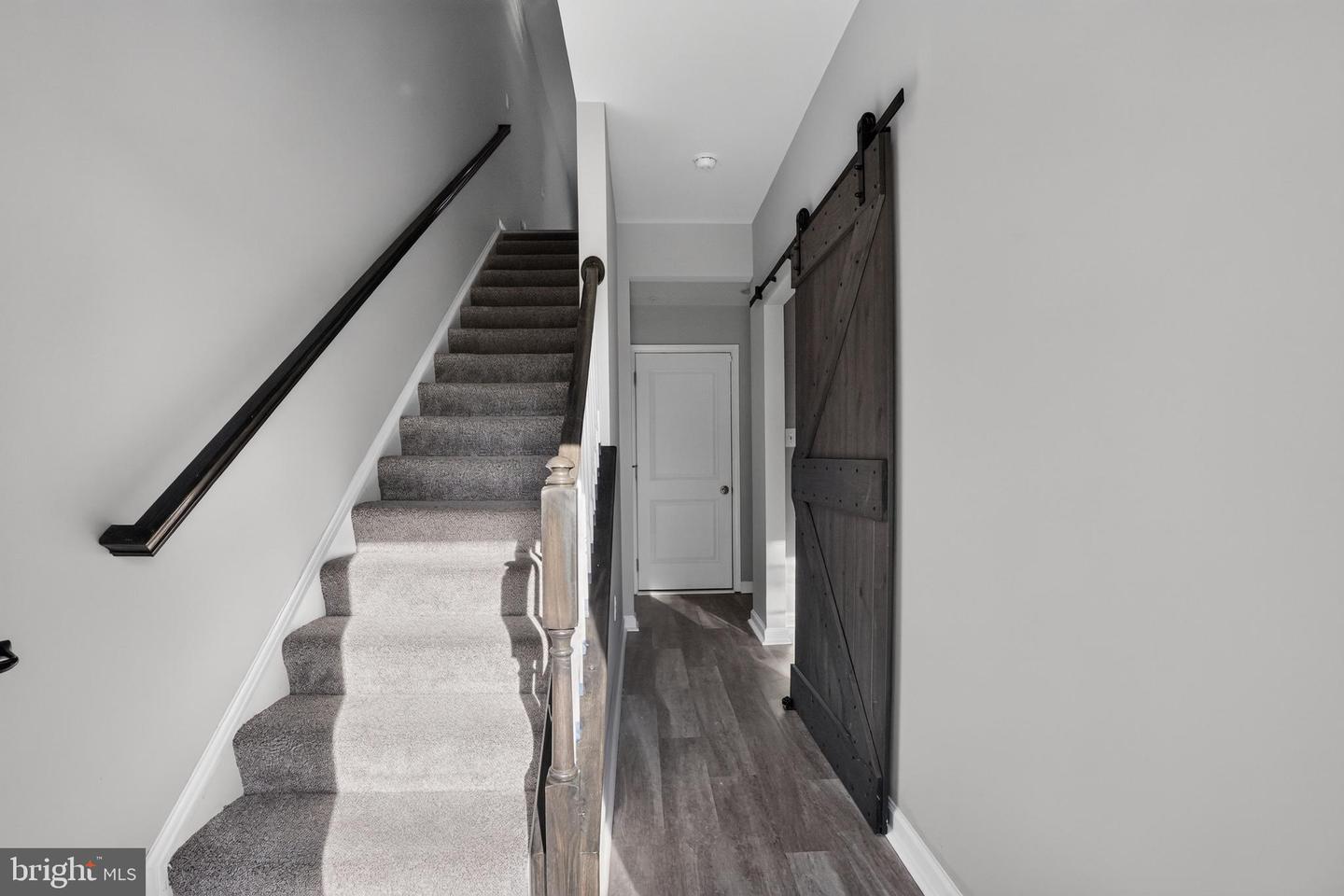 7865 Fletcher Way Property Photo 5