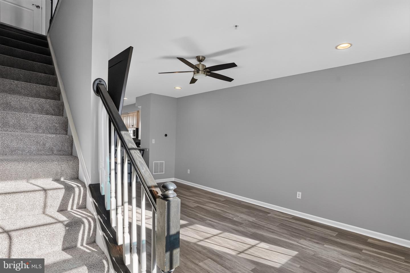 7865 Fletcher Way Property Photo 7