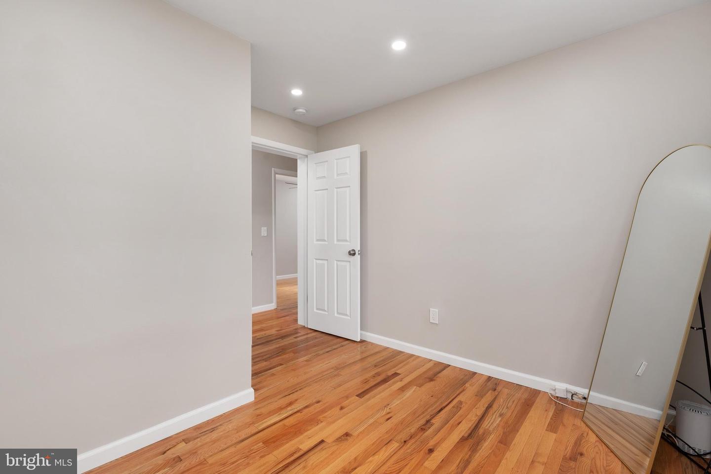 4733 Washington Ave Property Photo 21