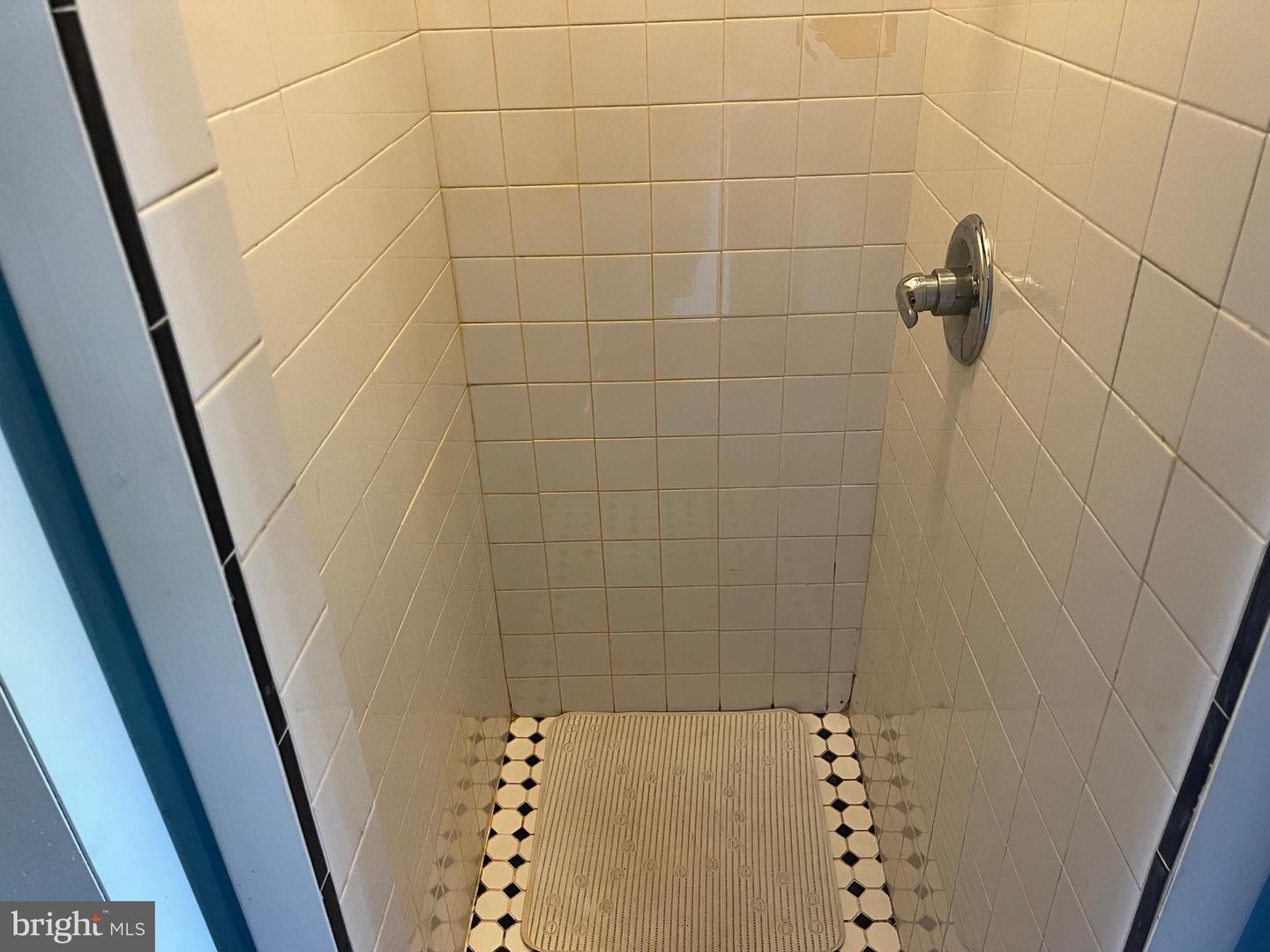 1204 Chesapeake Dr Property Photo 7