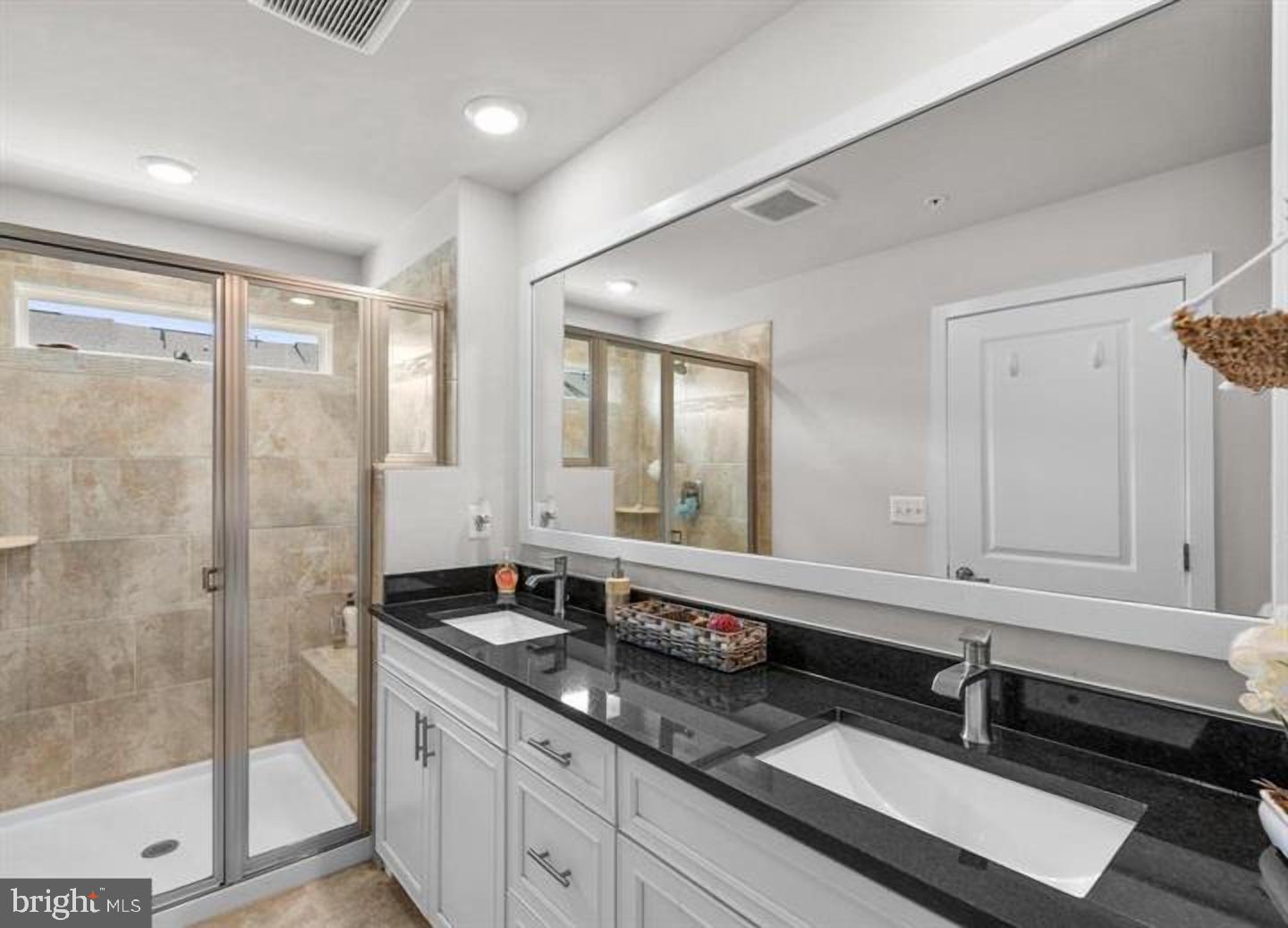 614 Chalcedony Ln Property Photo 10