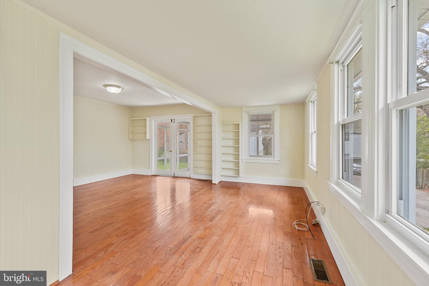 22 Riverview Ave Property Photo 14
