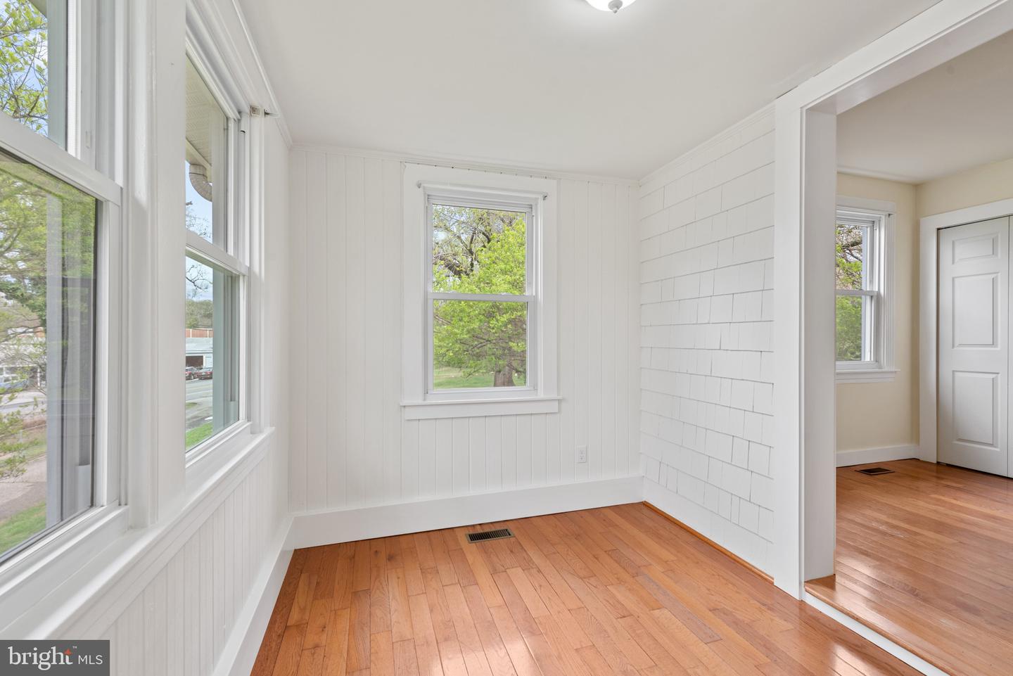 22 Riverview Ave Property Photo 17