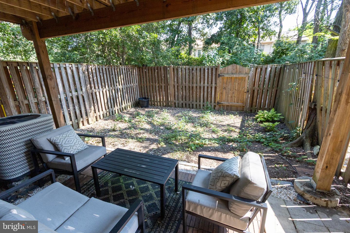 2109 Commodore Ct Property Photo 55