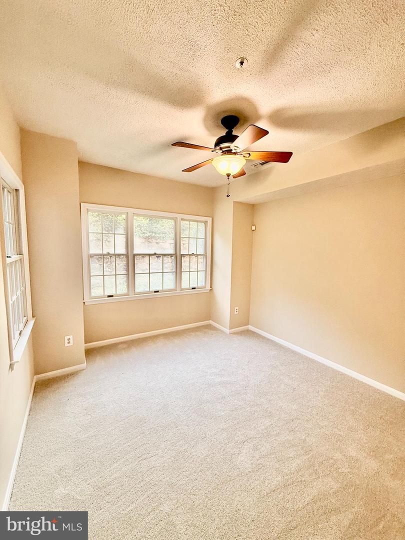2702 Summerview Way #103 Property Photo 12