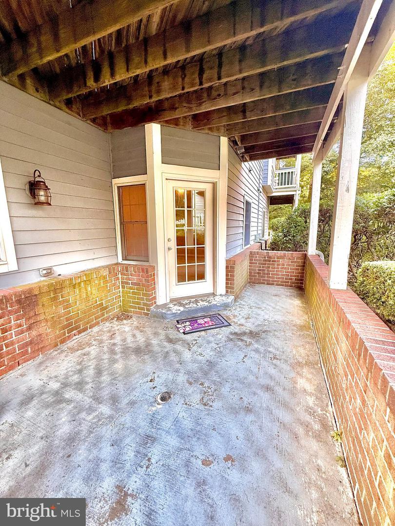 2702 Summerview Way #103 Property Photo 14