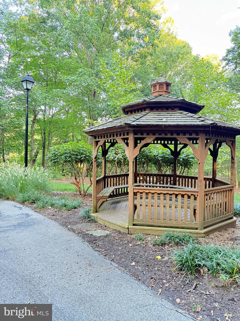 2702 Summerview Way #103 Property Photo 16
