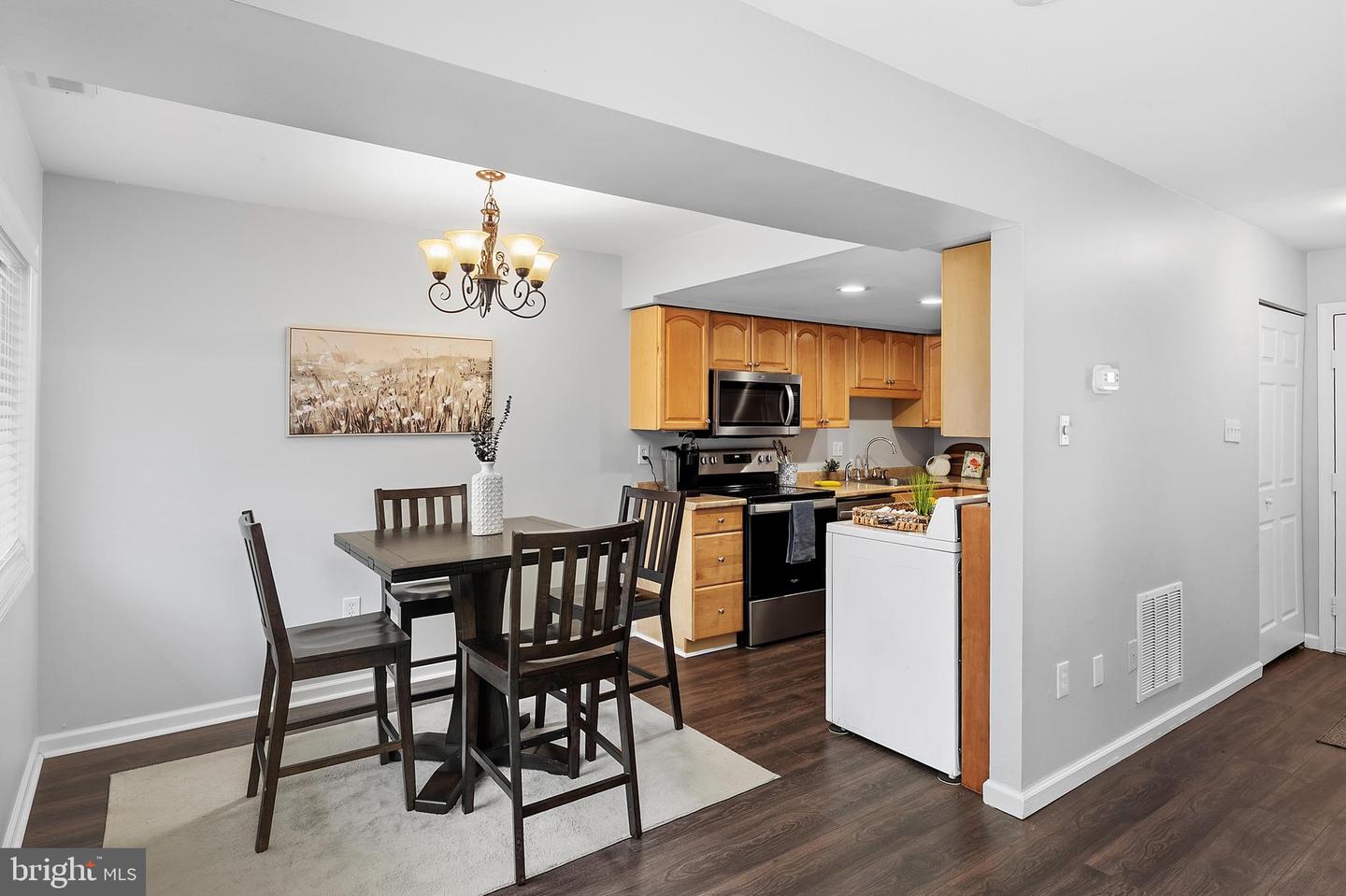 1745 Leisure Way Property Photo 3