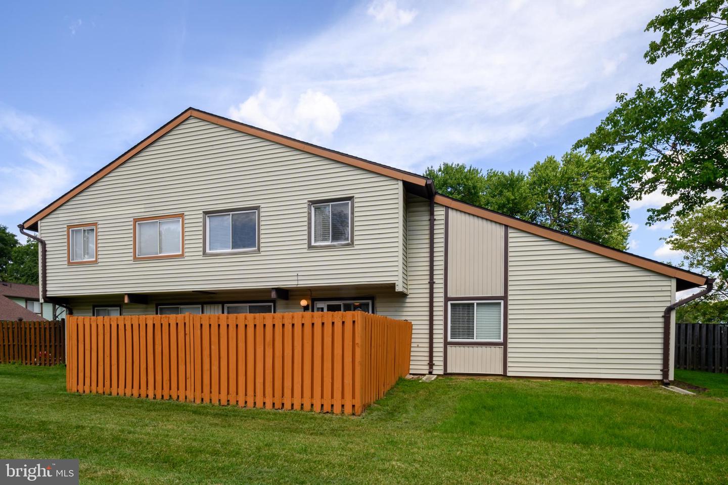 1745 Leisure Way Property Photo 11