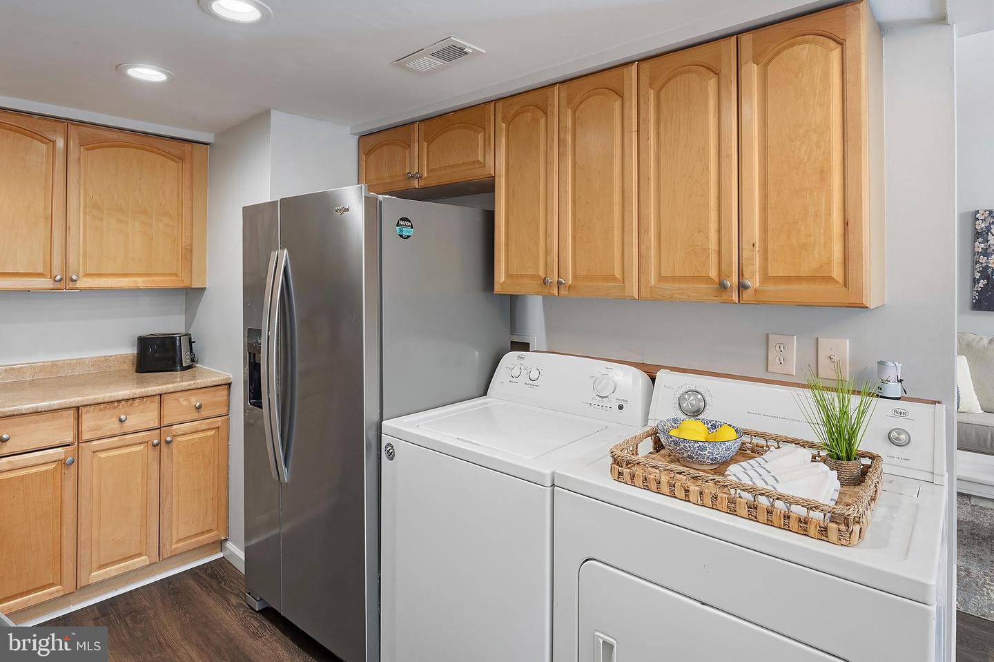 1745 Leisure Way Property Photo 15