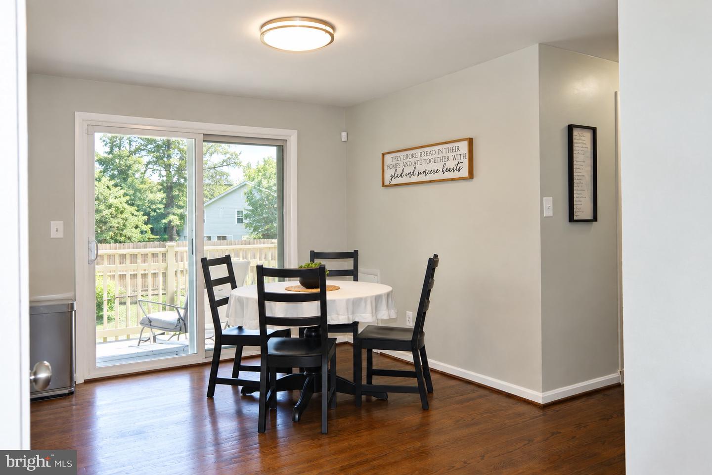6 Colonial Dr Property Photo 6