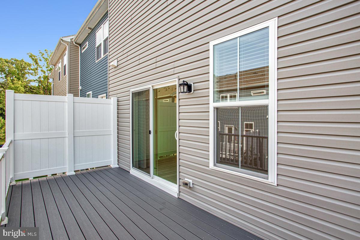 7714 Dignity Way Property Photo 33