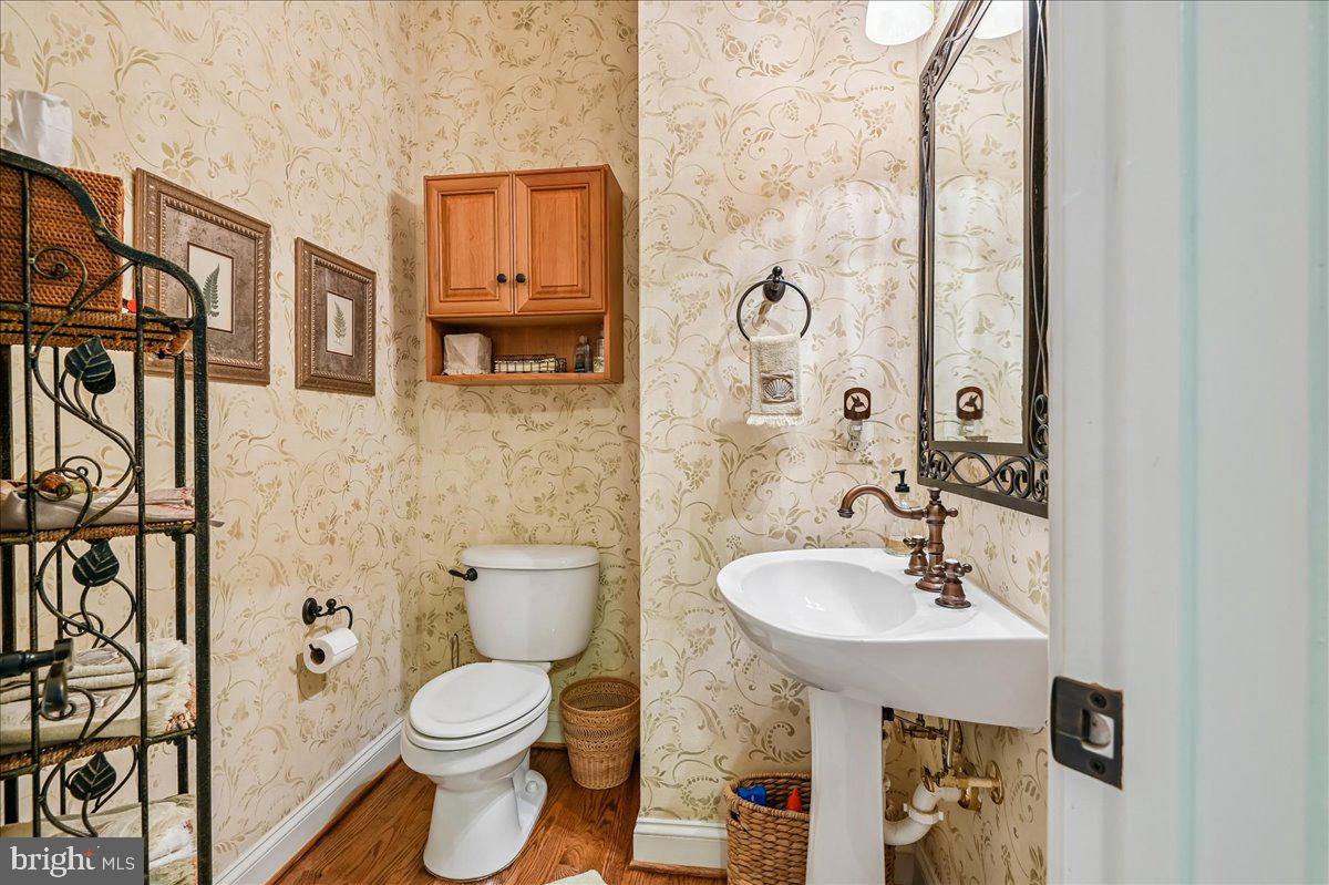 912 Plattner Ct Property Photo 10