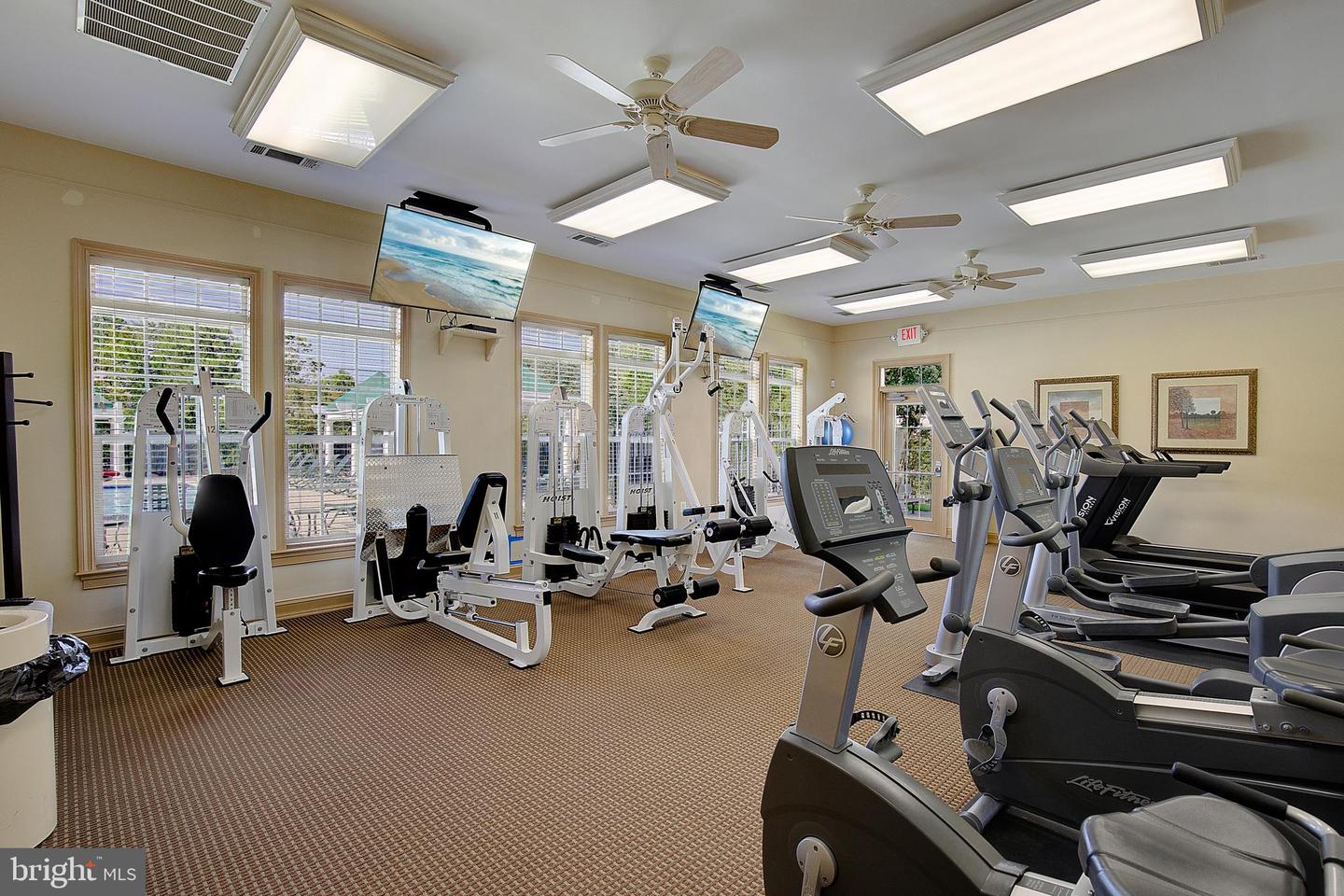 8600 Roaming Ridge Way #404 Property Photo 37