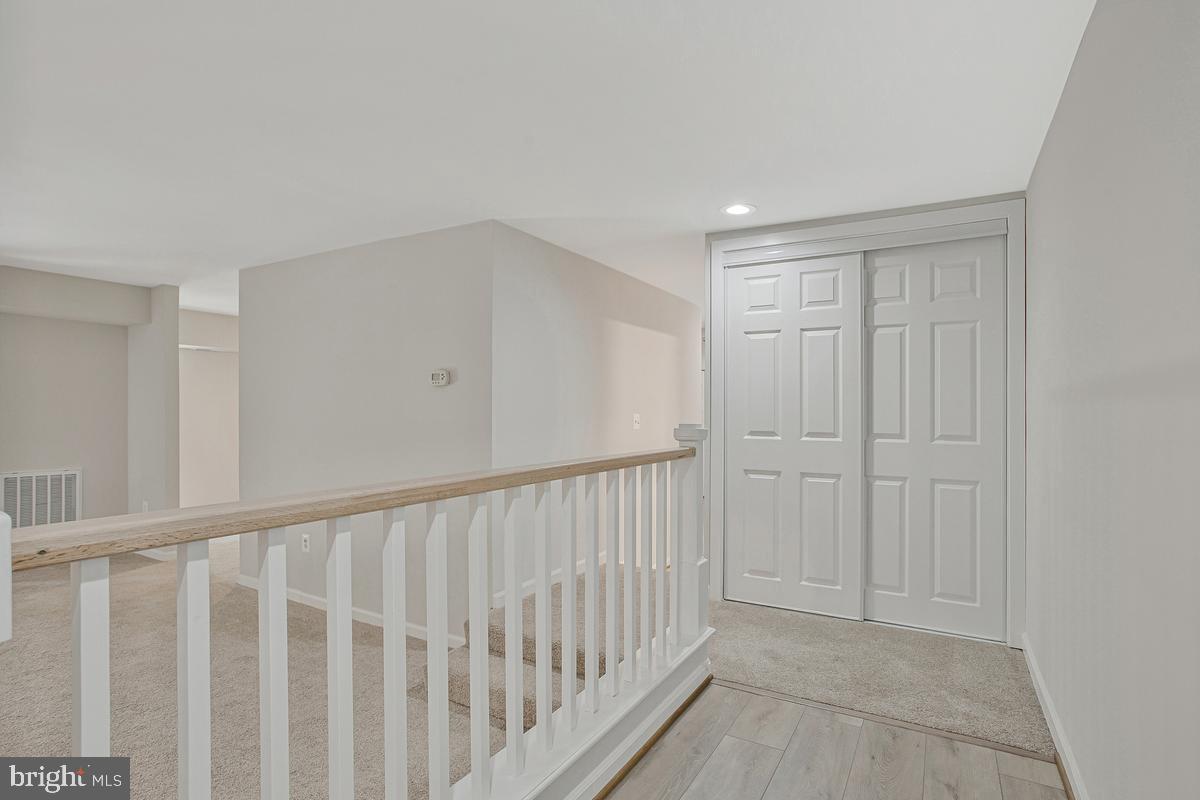 15 Silverwood Cir #6 Property Photo 5
