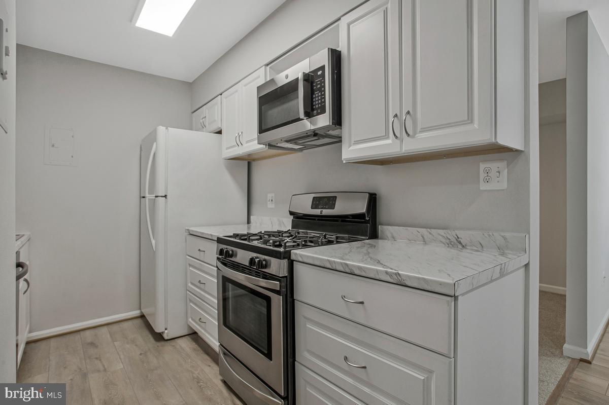 15 Silverwood Cir #6 Property Photo 19