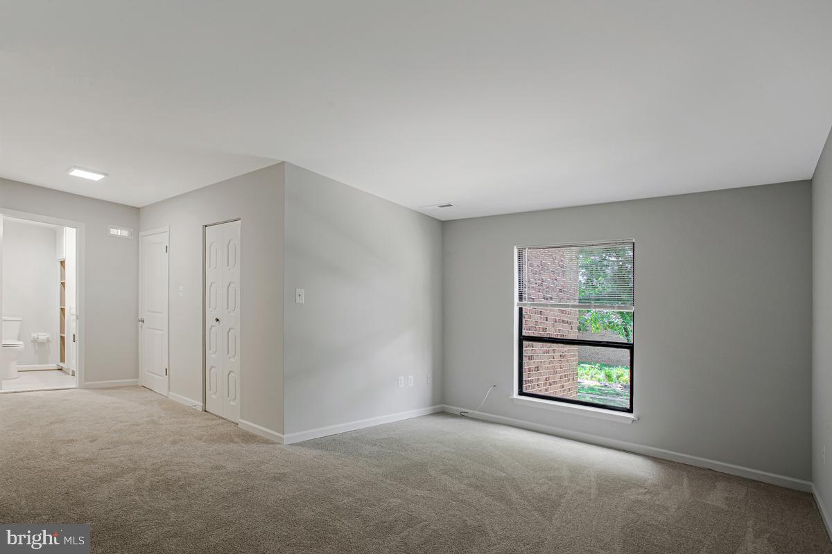 15 Silverwood Cir #6 Property Photo 26