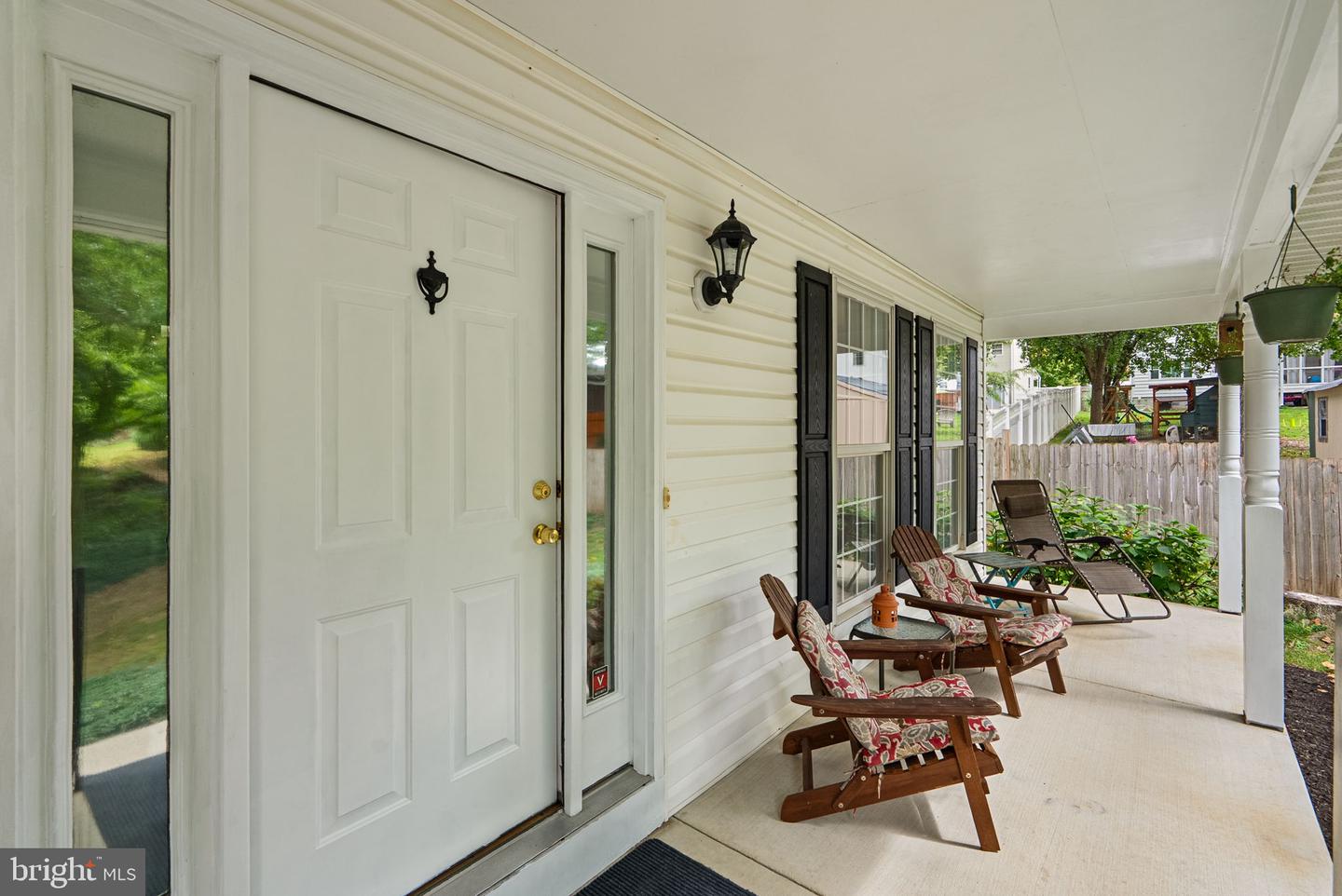 6203 Groveland Rd Property Photo 5