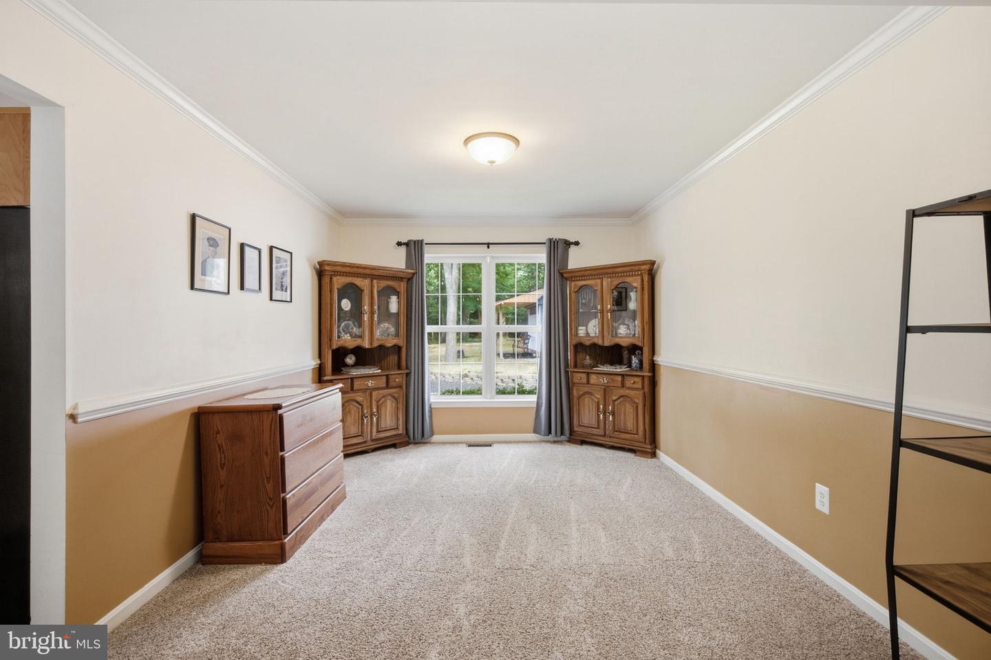 6203 Groveland Rd Property Photo 10