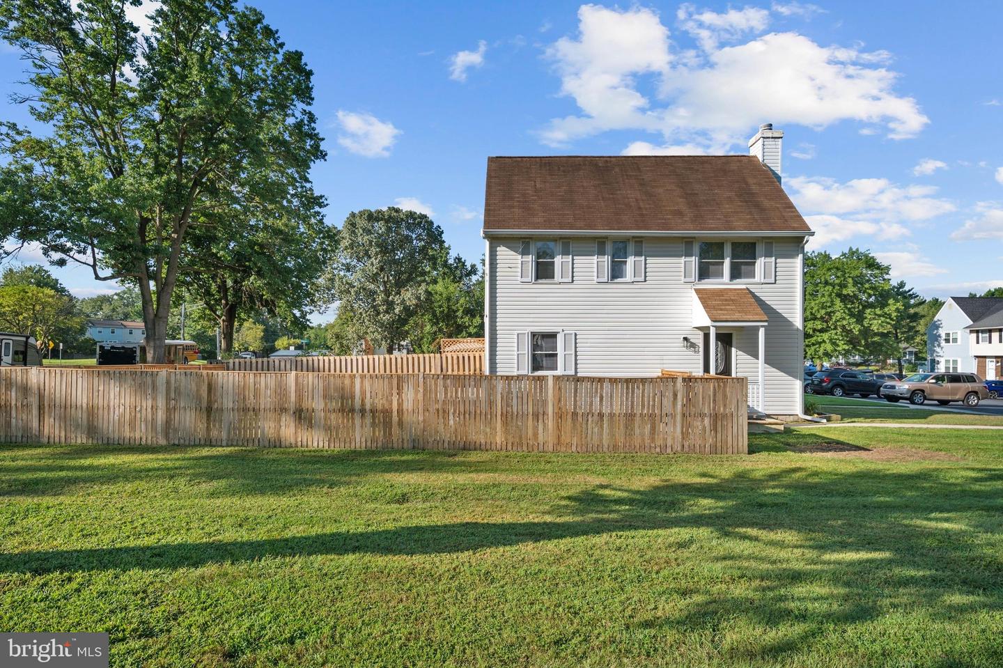 7651 Beth Noelle Ct Property Photo 3