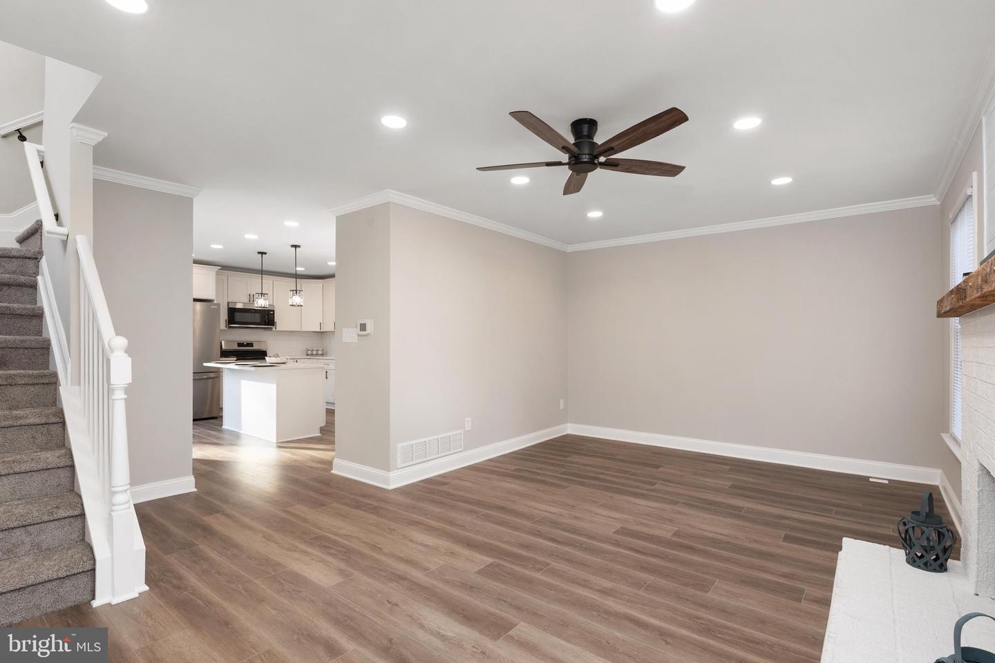 7651 Beth Noelle Ct Property Photo 6