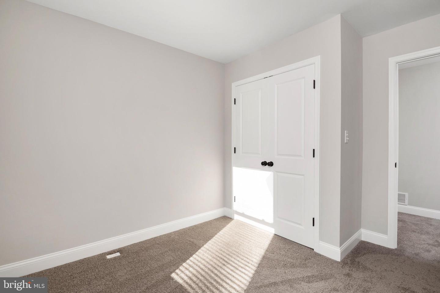 7651 Beth Noelle Ct Property Photo 23