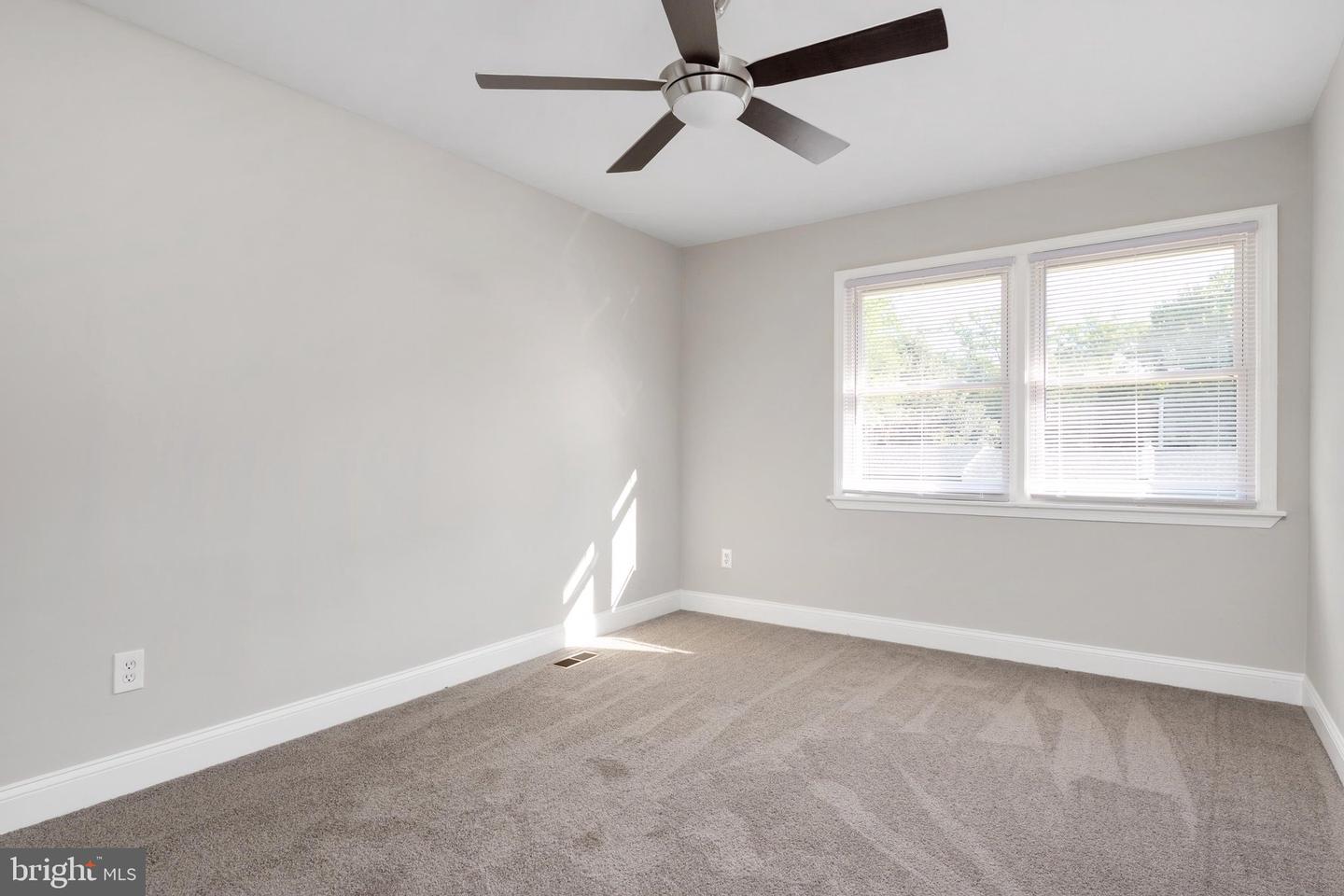 7651 Beth Noelle Ct Property Photo 26