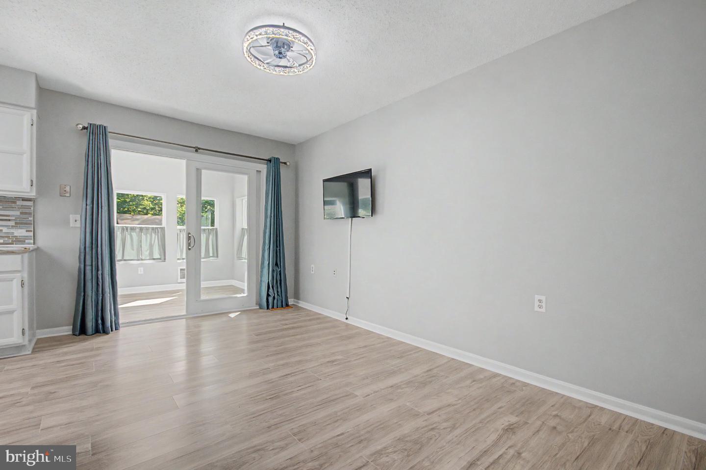 2615 Point Lookout Cv Property Photo 9