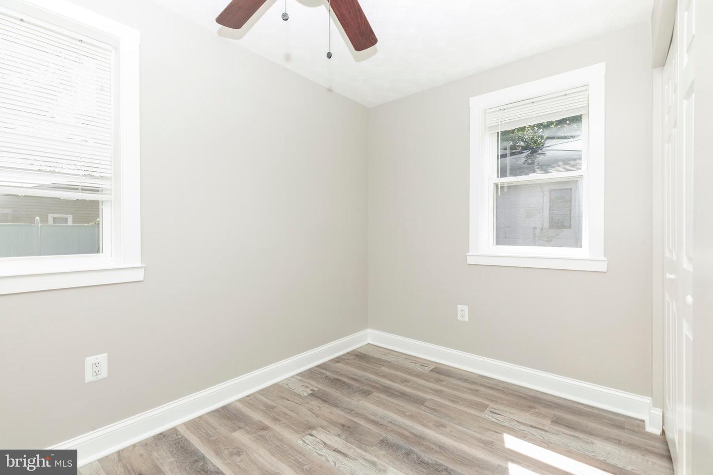 719 Cotter Rd Property Photo 13