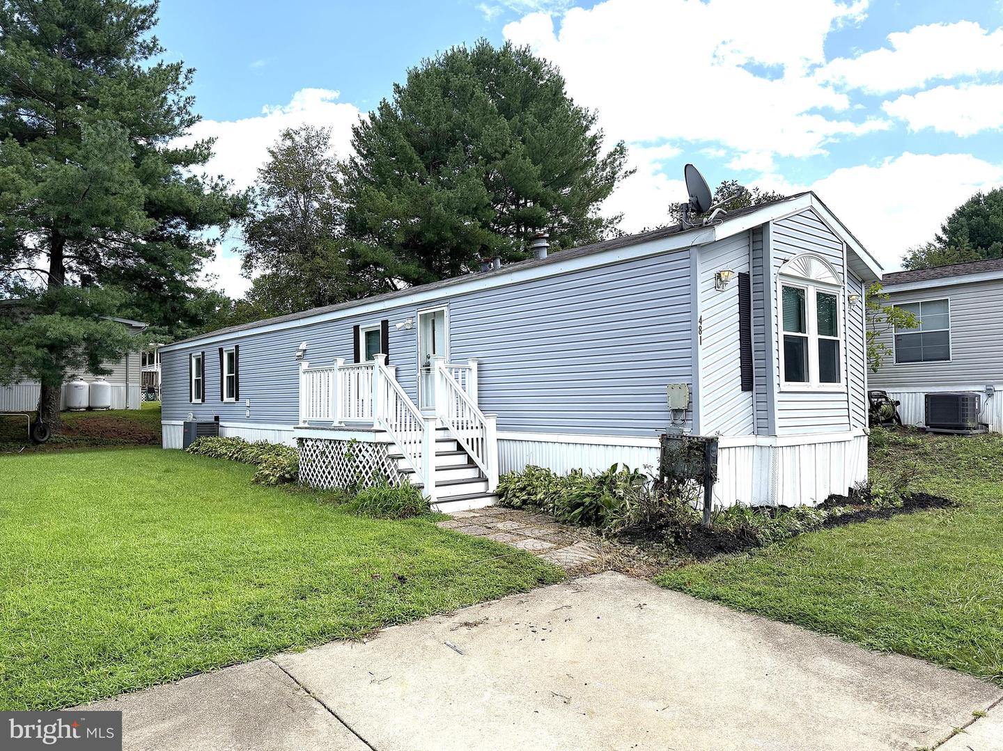 481 Keith Rd Property Photo 1