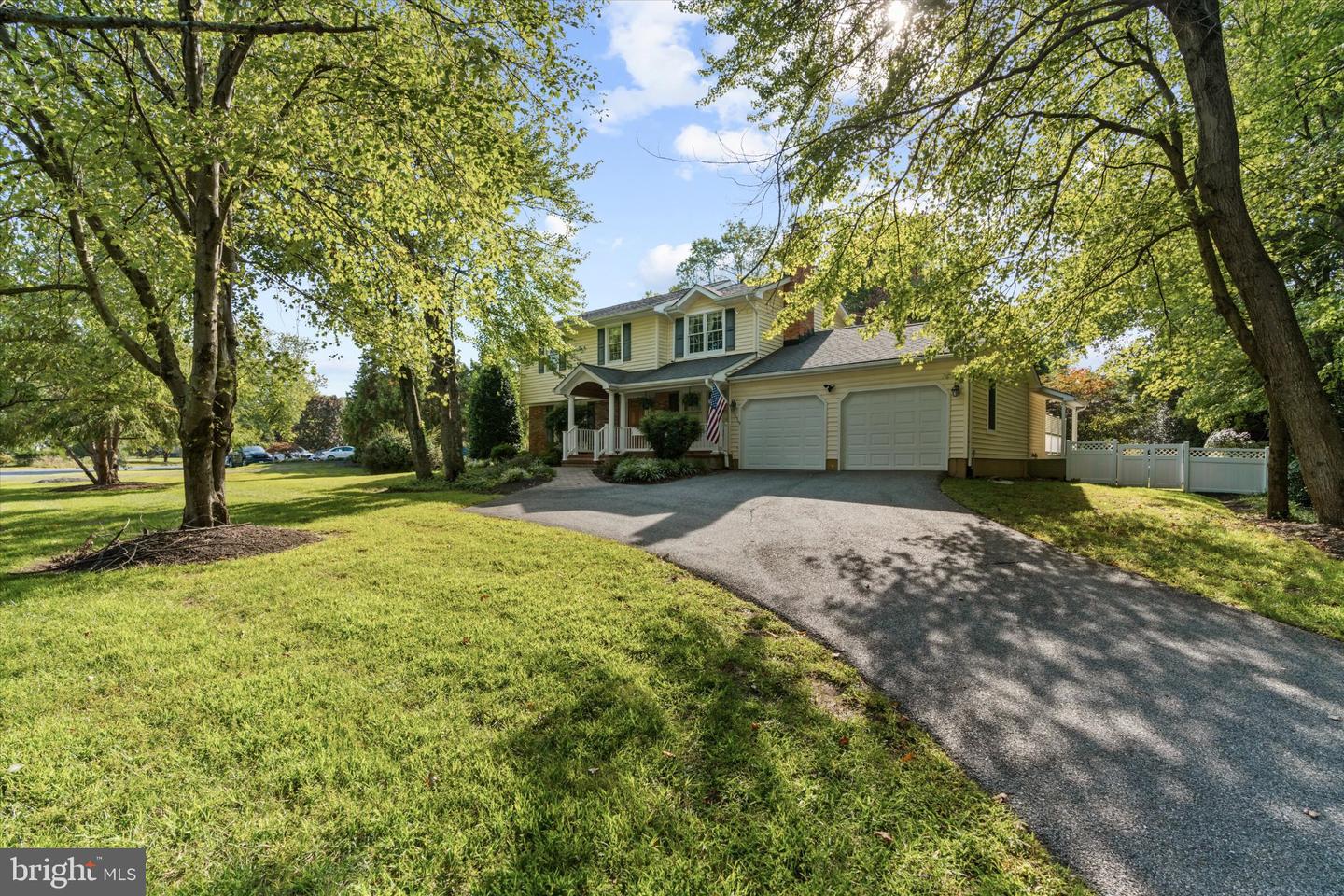668 White Swan Dr Property Photo 13