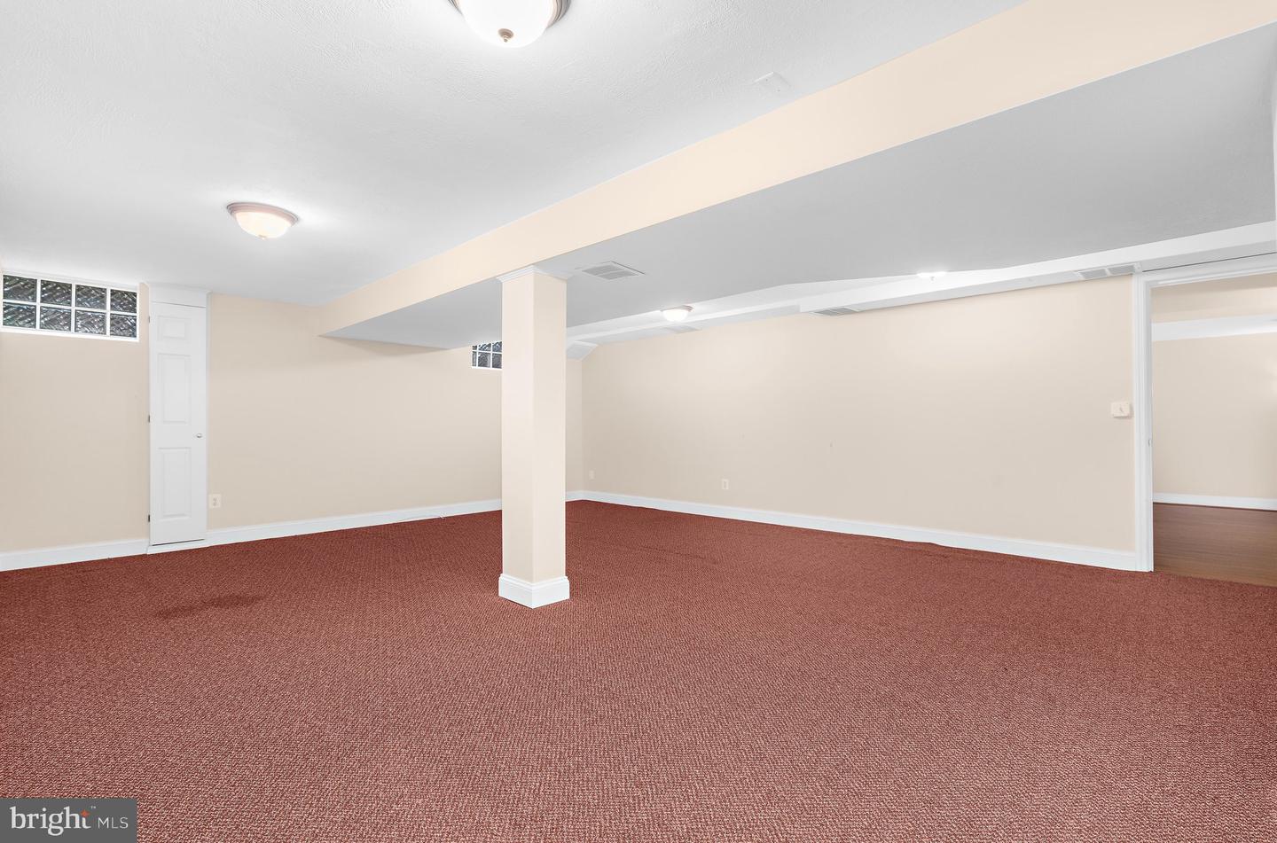 668 White Swan Dr Property Photo 40
