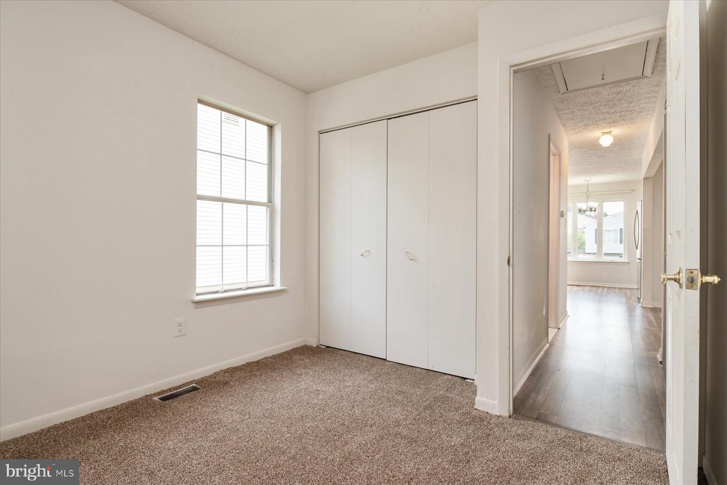 8074 Mayer Ave Property Photo 11