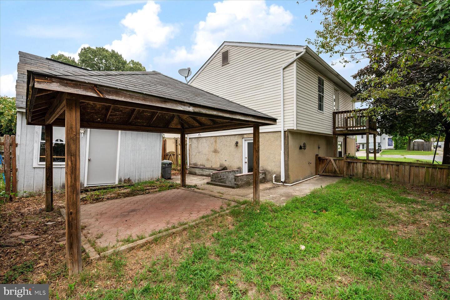 8074 Mayer Ave Property Photo 22