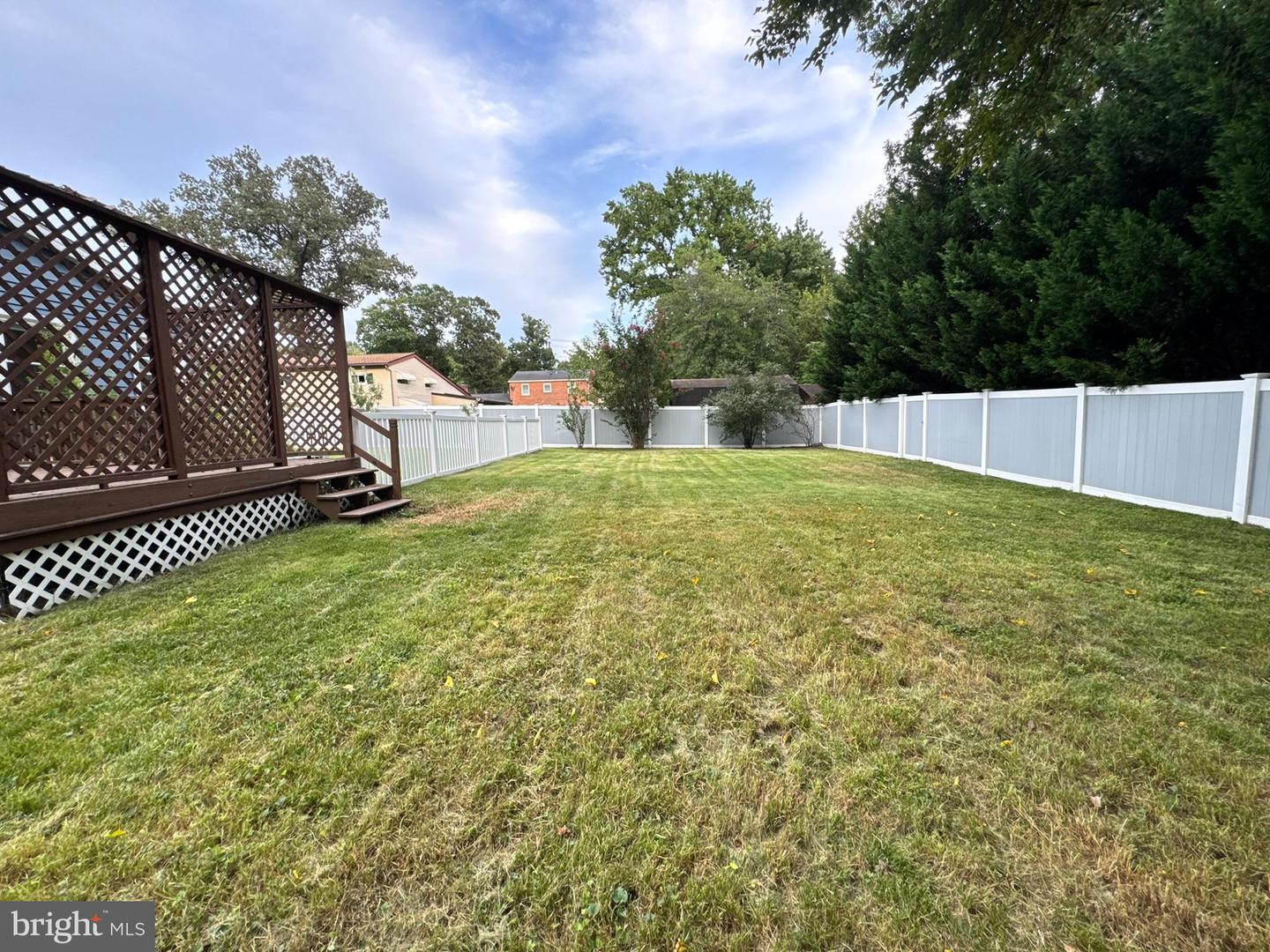 8005 Woodholme Cir Property Photo 24