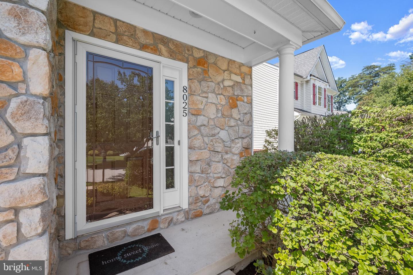 8025 Flora Ln Property Photo 37
