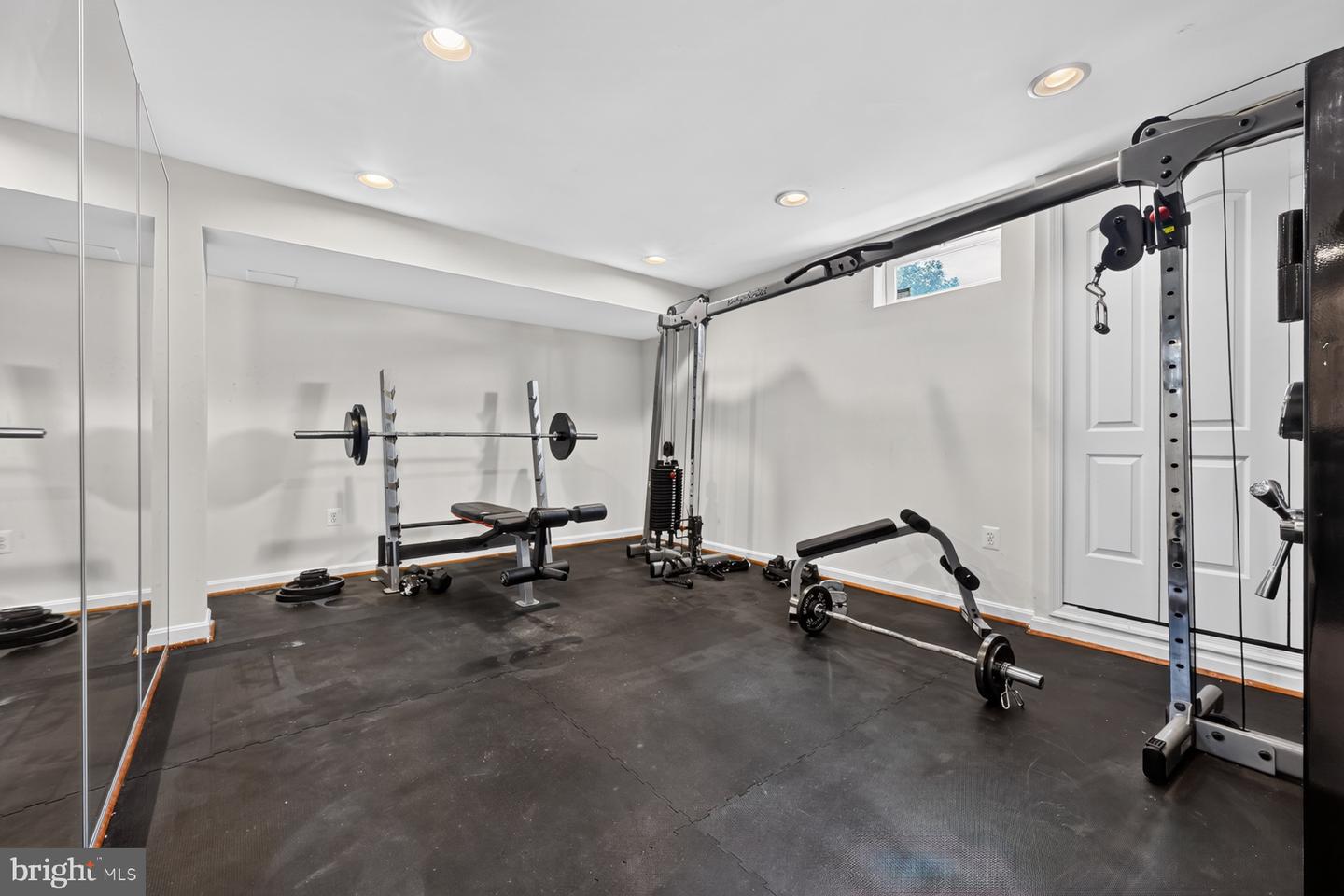 2407 Lawndale Ct Property Photo 60