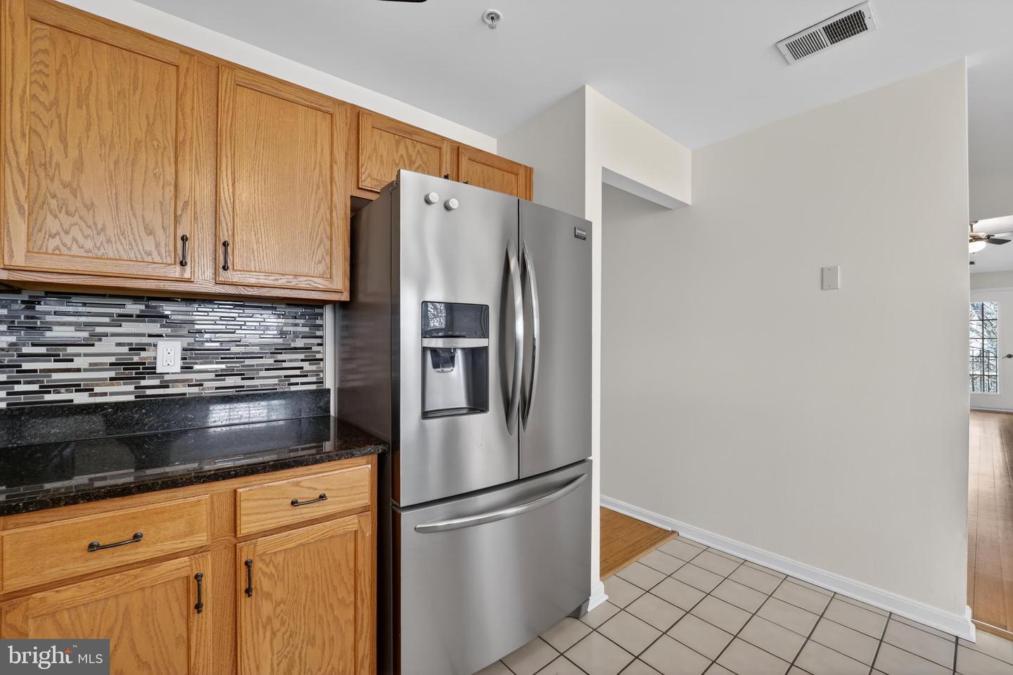2161 Scotts Crossing Ct #302 Property Photo 3