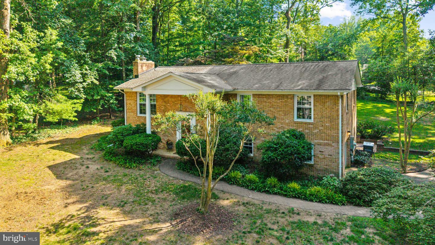 176 Cardamon Dr Property Photo 1