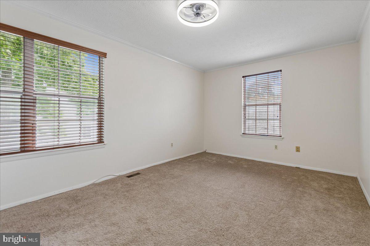 7907 Leeds Dr Property Photo 19