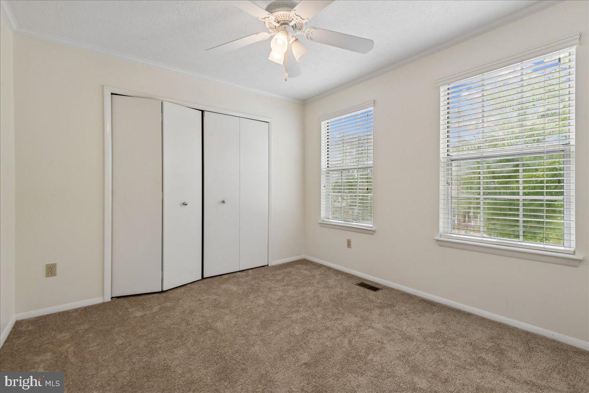 7907 Leeds Dr Property Photo 23